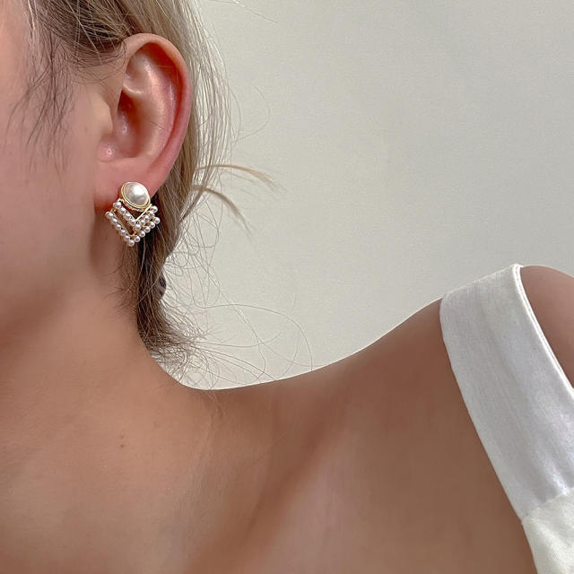 Korean fashion elegant pearl bead studs earrings