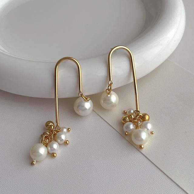 Personality pearl bead U shape gold plated copper earrings