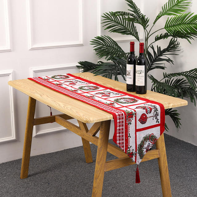 Christmas knitted table runner