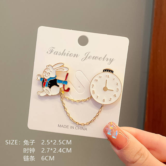 Colorful enamel cartoon panada plan metal chain brooch