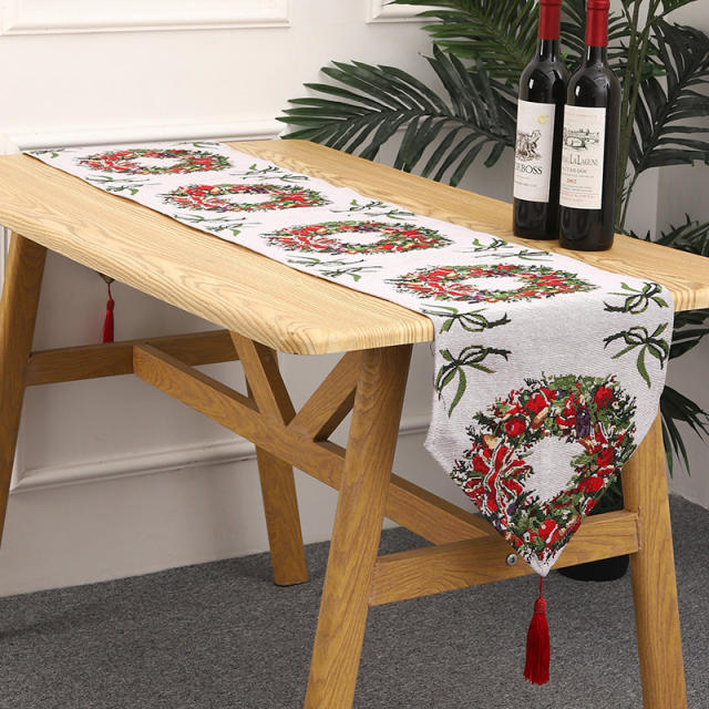 Christmas knitted table runner