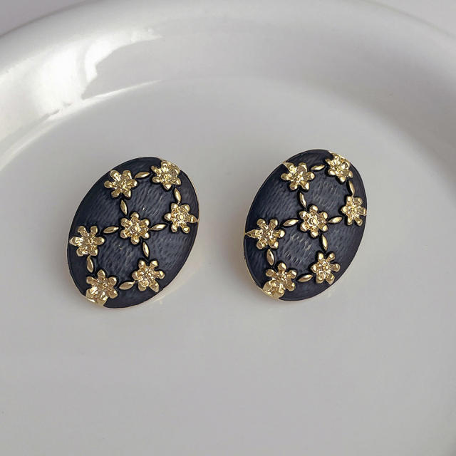 Vintage gold color tiny flower oval shape women earrings