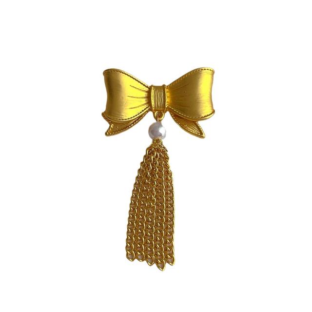 Vintage gold color bow chain tassel women brooch