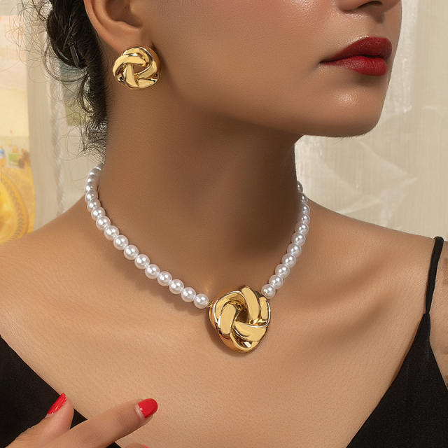 Hot sale pearl bead twisted gold pendant necklace set