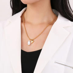 Baroque imitation pearl heart charm stainless steel necklace