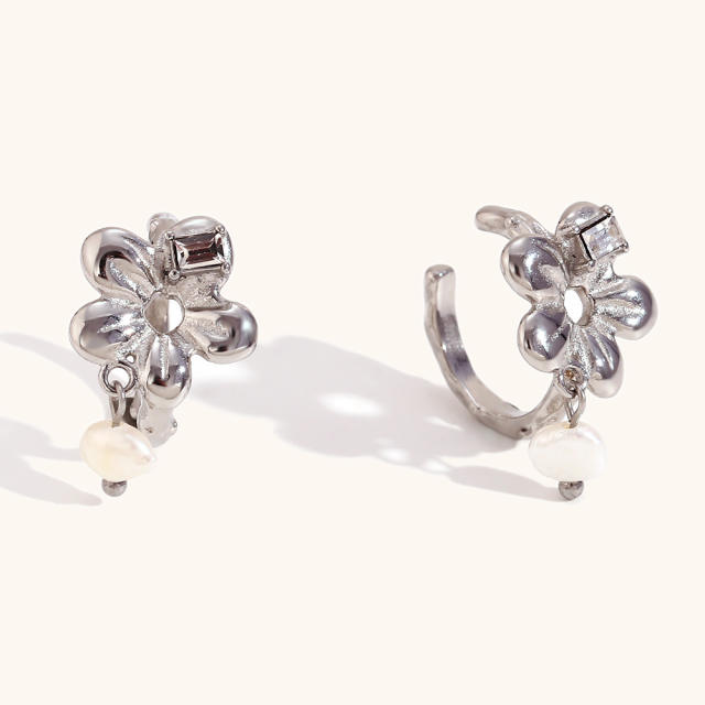 18KG unique pearl flower stainless steel ear cuff