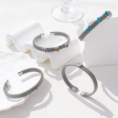 Hot sale silver color wireless colorful heart stainless steel cuff bangles