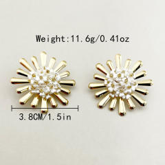 Romantic shell flower daisy flower shape stainless steel studs earrings
