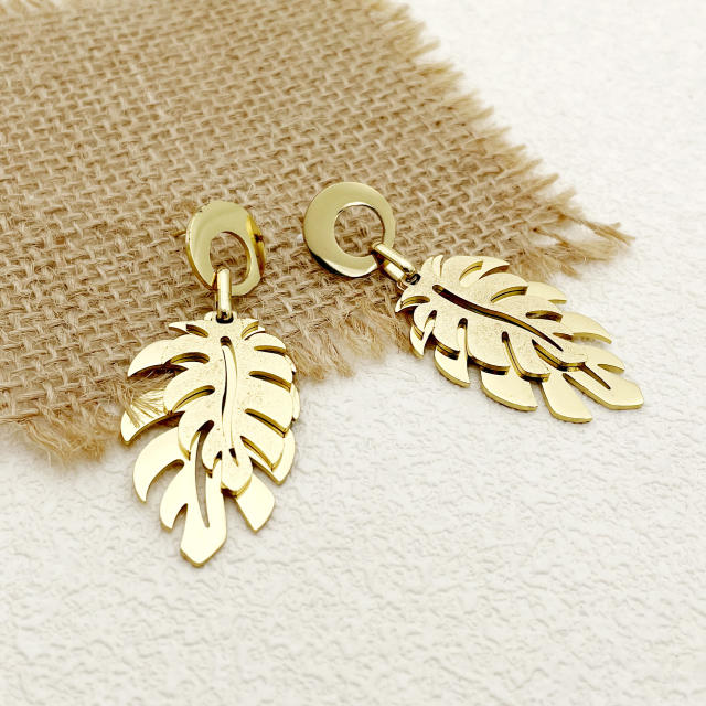 Natural two layer frosted leaf design stainless steel earrings