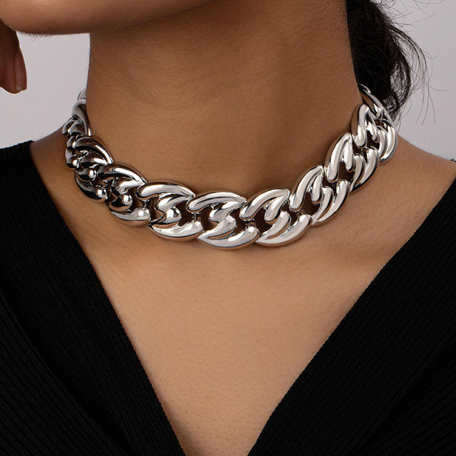 Hiphop chunky chain twisted choker necklace