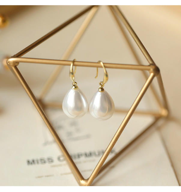 Chic imitataion pearl bead women earrings