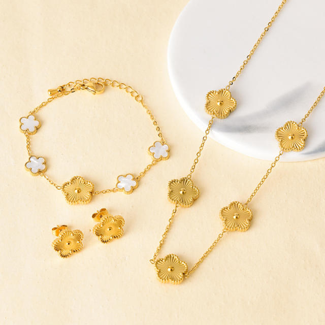 Korean fashion gold color five petal flower stainless steel jewelry set