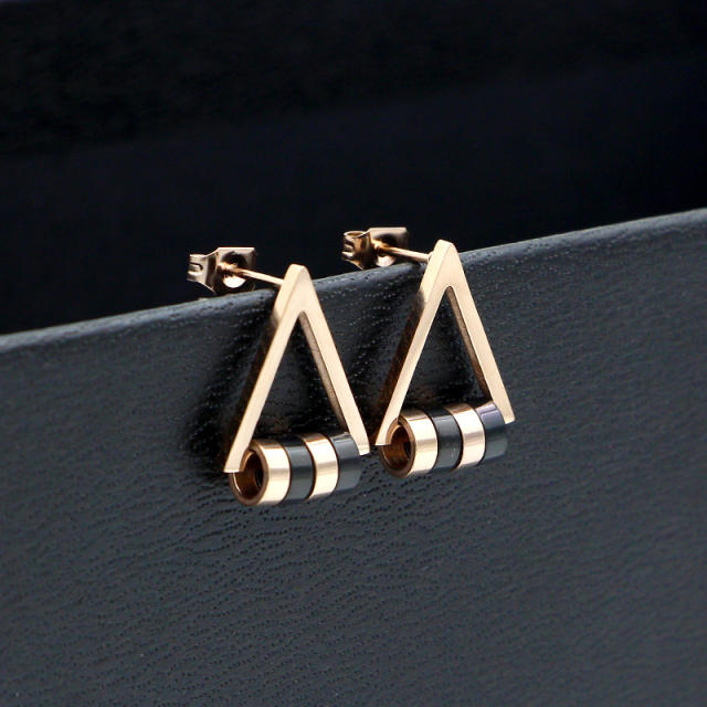 Korean fashion rose gold color triangle shape stainless steel earrings