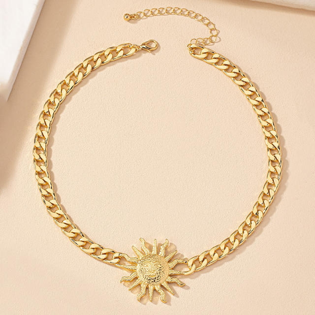 Chunky gold color chain sun choker necklace