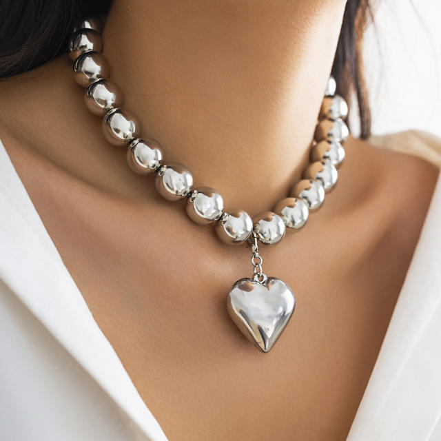 Chunky hiphop imitation pearl bead ball bead heart charm necklace