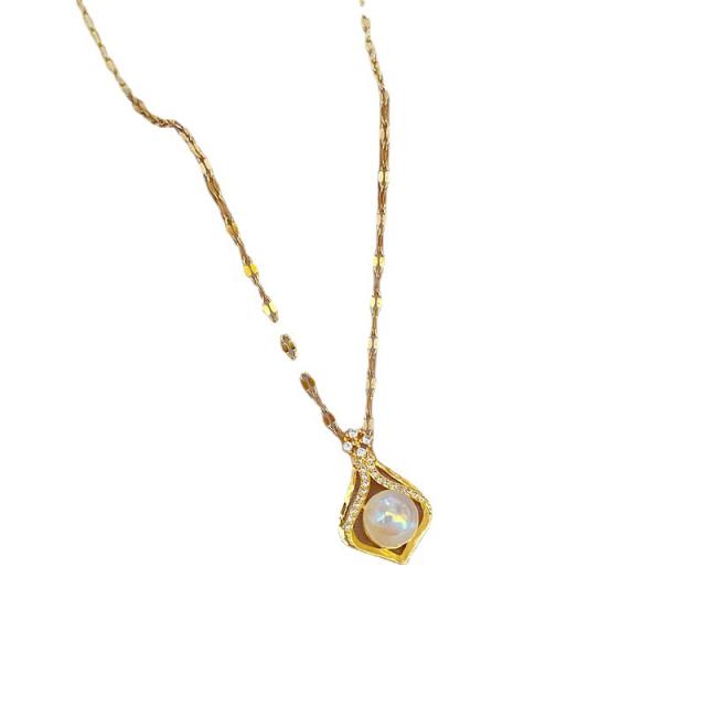 Dainty pearl pendant stainless steel chain necklace