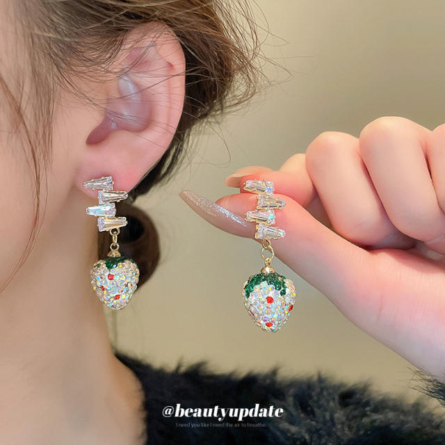 925 needle cute diamond strawberry dangle earrings
