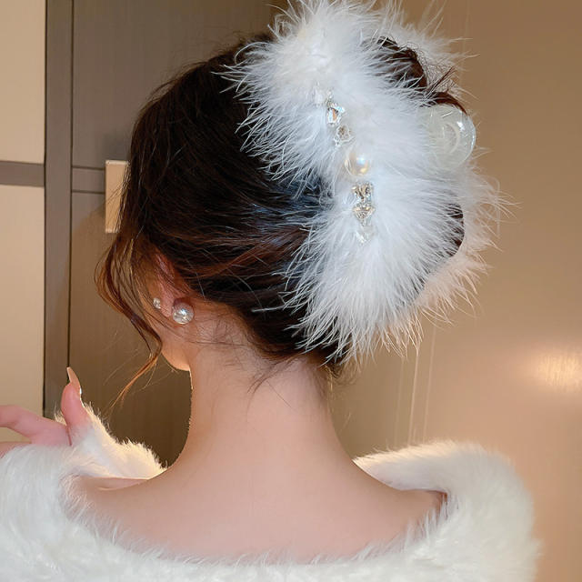 Winter super pretty feather design hair clips clips collections