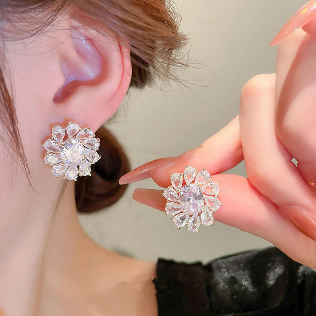 Korean fashion sweet sunflower diamond copper studs earrings