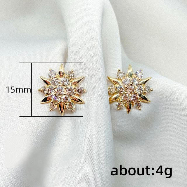 Delicate gold color cubic zircon flower studs earrings