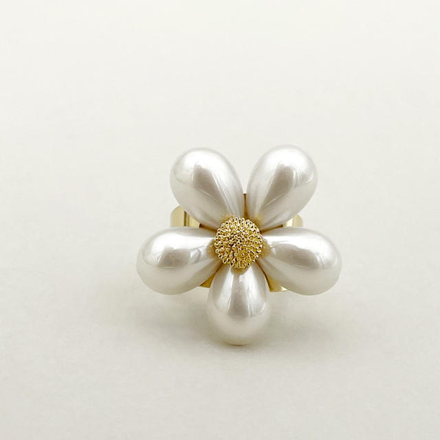 Romantic pearl flower chunky stainless steel finger rings