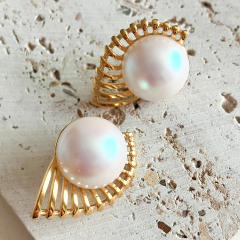 Elegant pearl bead stainless steel studs earrings for women