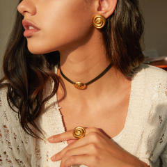 INS personality geometric sprial shape velvet choker necklace earrings set