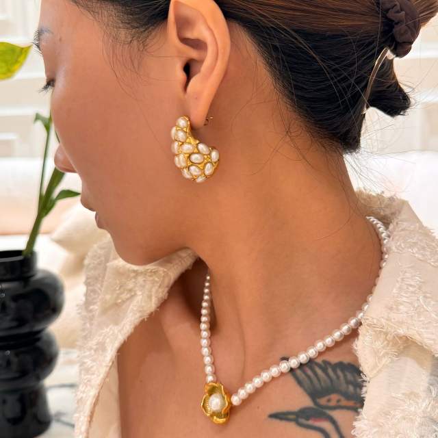 Chunky pearl bead water drop stainless steel earrings