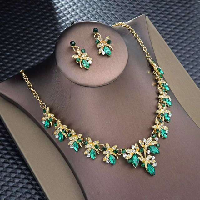 Delicate colorful glass crystal statement wedding jewelry necklace set