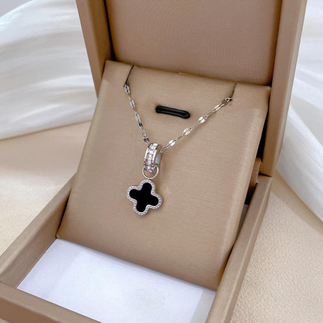 Delicate black clover pendant stainless steel necklace