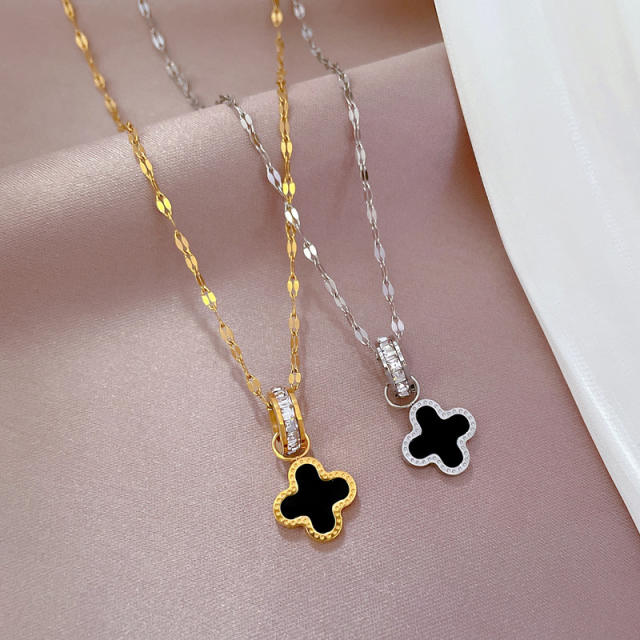 Delicate black clover pendant stainless steel necklace