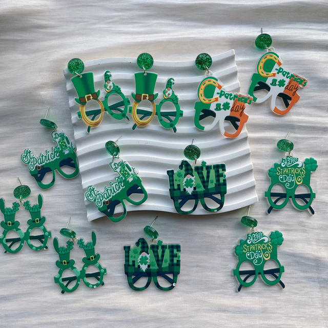 Funny glasses st. patrick's day acrylic earrings