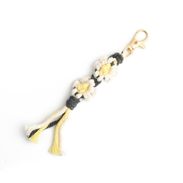 Spring summer handmade braid daisy flower tassel keychain