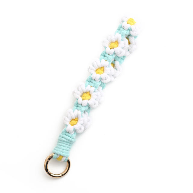 Spring handmade braid daisy flower women keychain