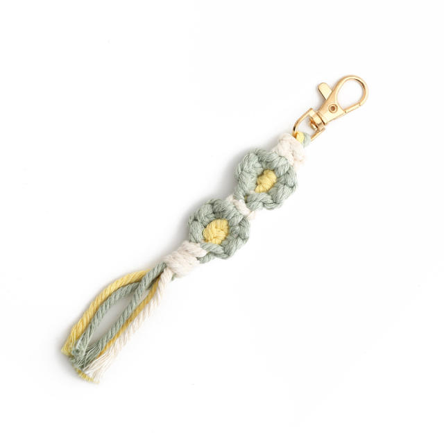 Spring summer handmade braid daisy flower tassel keychain