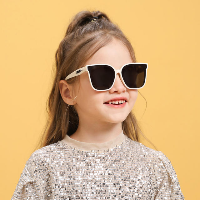 Super light soft silicone material Polarized sunglasses for boys girls