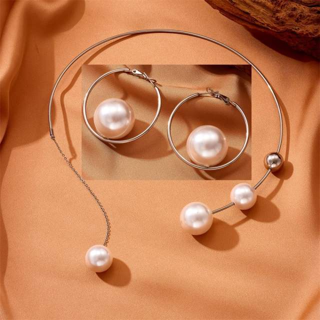 Elegant imitation pearl ball bead stainless steel choker necklace