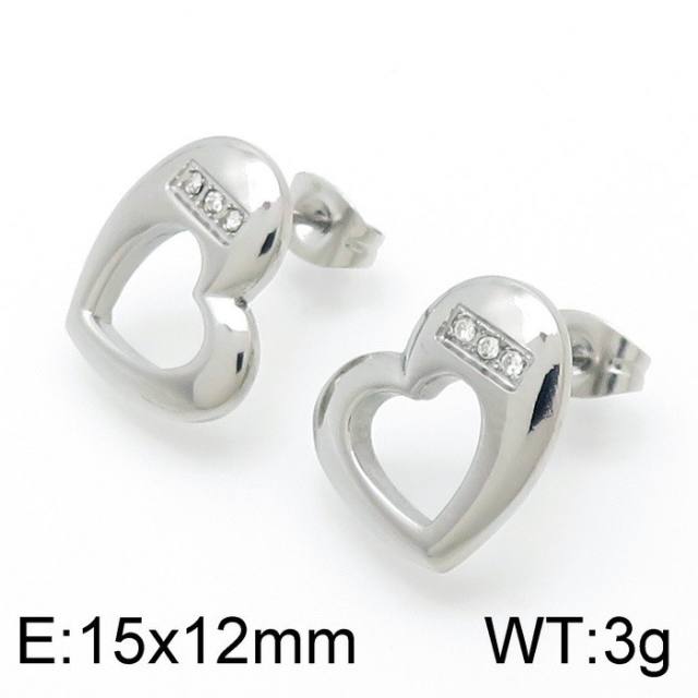 18KG hollow out heart stainless steel studs earrings