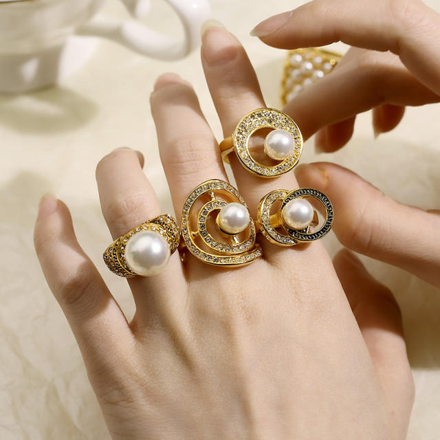 Luxury diamond pearl stainless steel finger rings