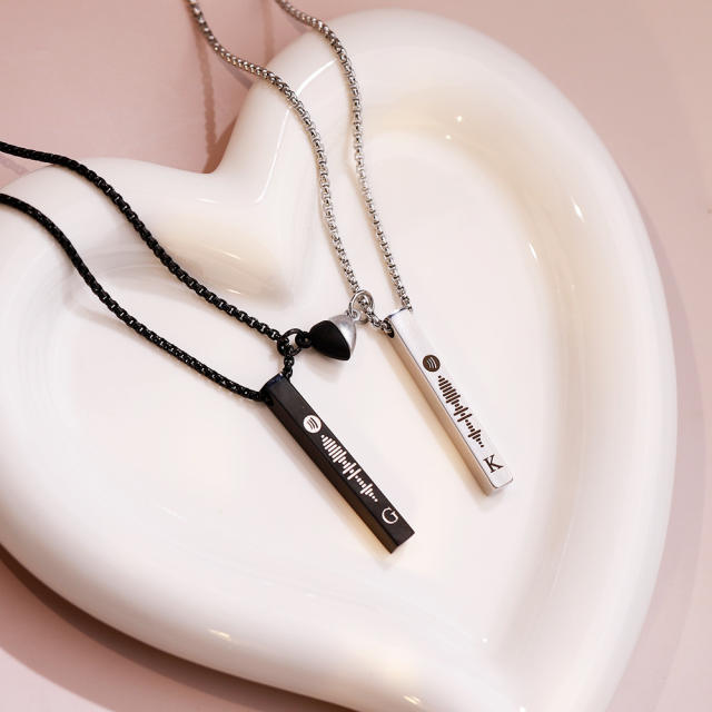 Couple Magnetic suction love bar necklace