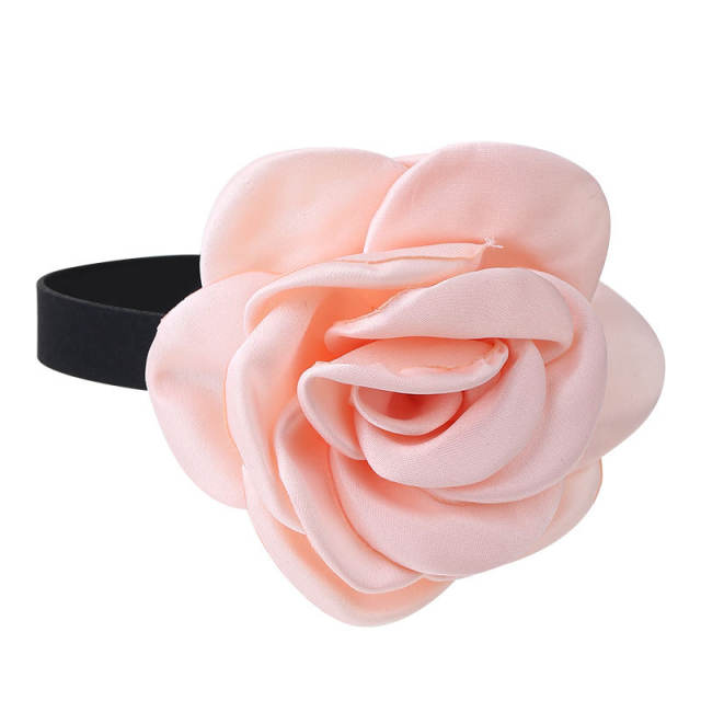 Romantic fabric flower velvet choker necklace