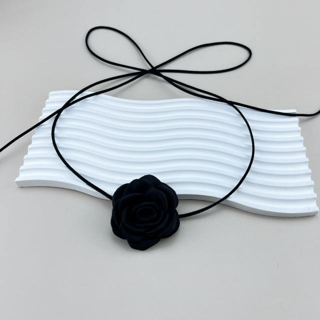 5.5cm sweet cool flower strappy choker necklace