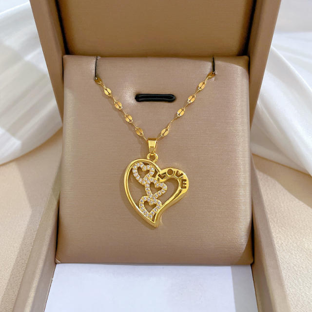 Dainty heart pendant stainless steel chain necklace