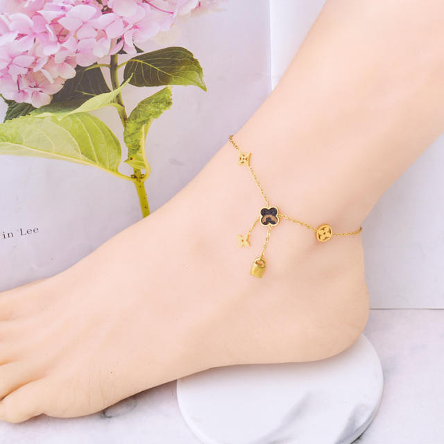 Korean fashion white clover snake chain stainless steel anklet