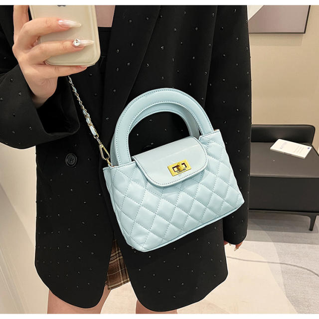 Chic PU leather elegant quilted pattern chain bag for women