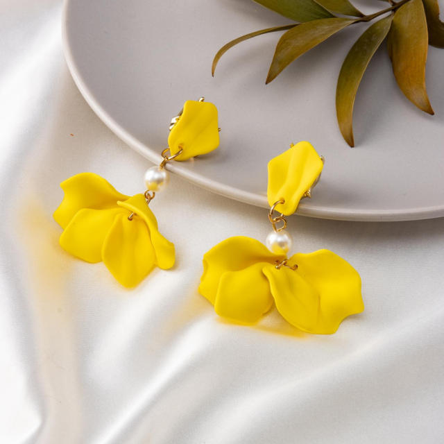 Korean fashion colorful acrylic petal flower earrings