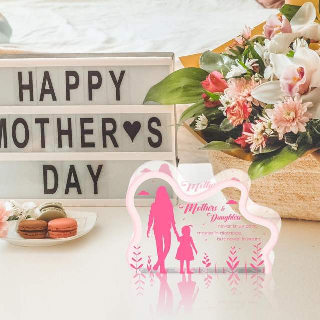 Mom and daughter pink color clear acrylic desktop decoration for mother's day