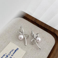 Silver color bow pearl bead women earrings