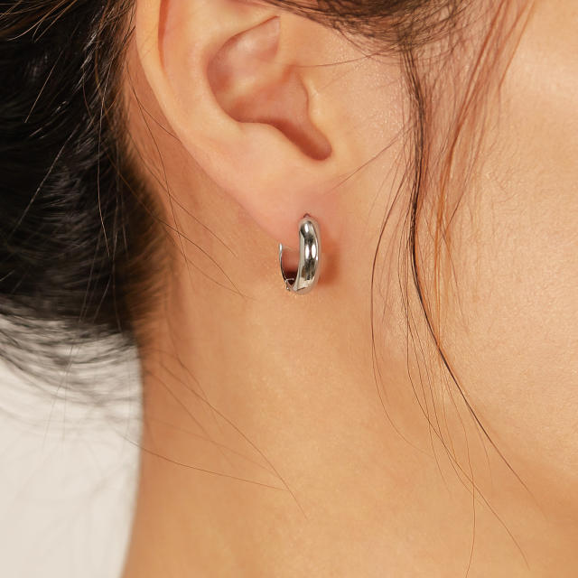 Simple basic stainless steel small hoop earrings huggie earrings
