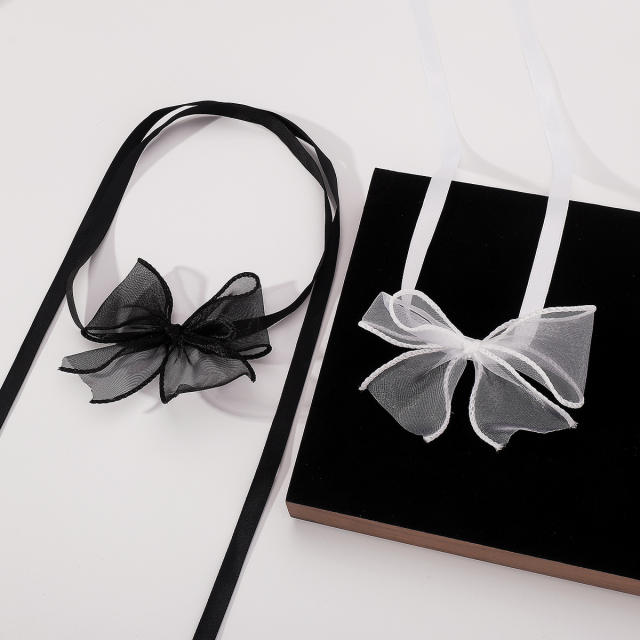 Elegant fabric butterfly strappy choker necklace